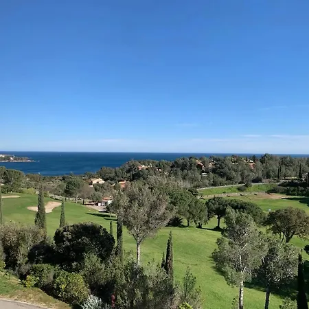 Familial Avec Vue Sur La A Agay 40 M² + Piscine Apartamento